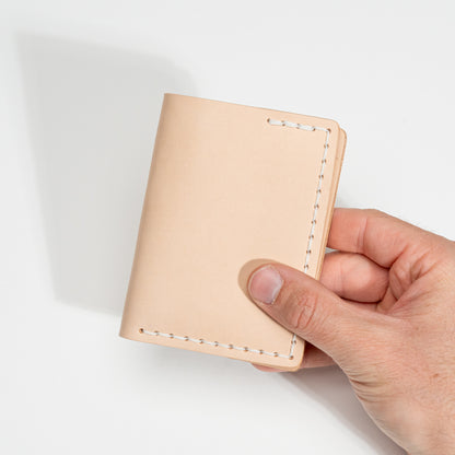 SALOON BILFOLD - vertical minimalist wallet