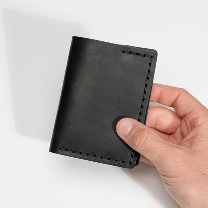 SALOON BILFOLD - vertical minimalist wallet